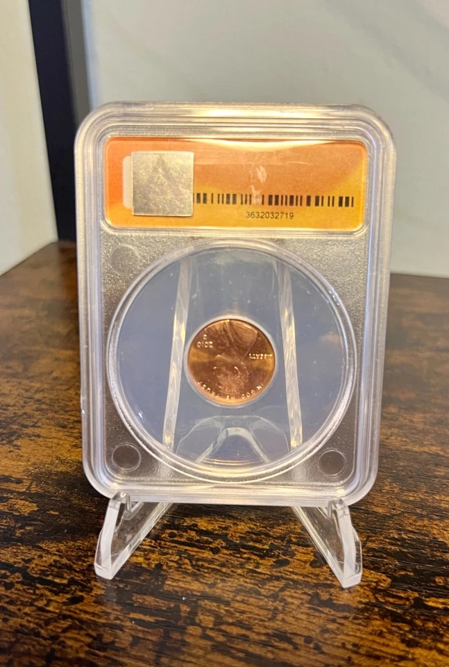 2010 P & D Lincoln Cent Set – MS67 First Day of Issue – #2720/9849 - Image 2 of 4