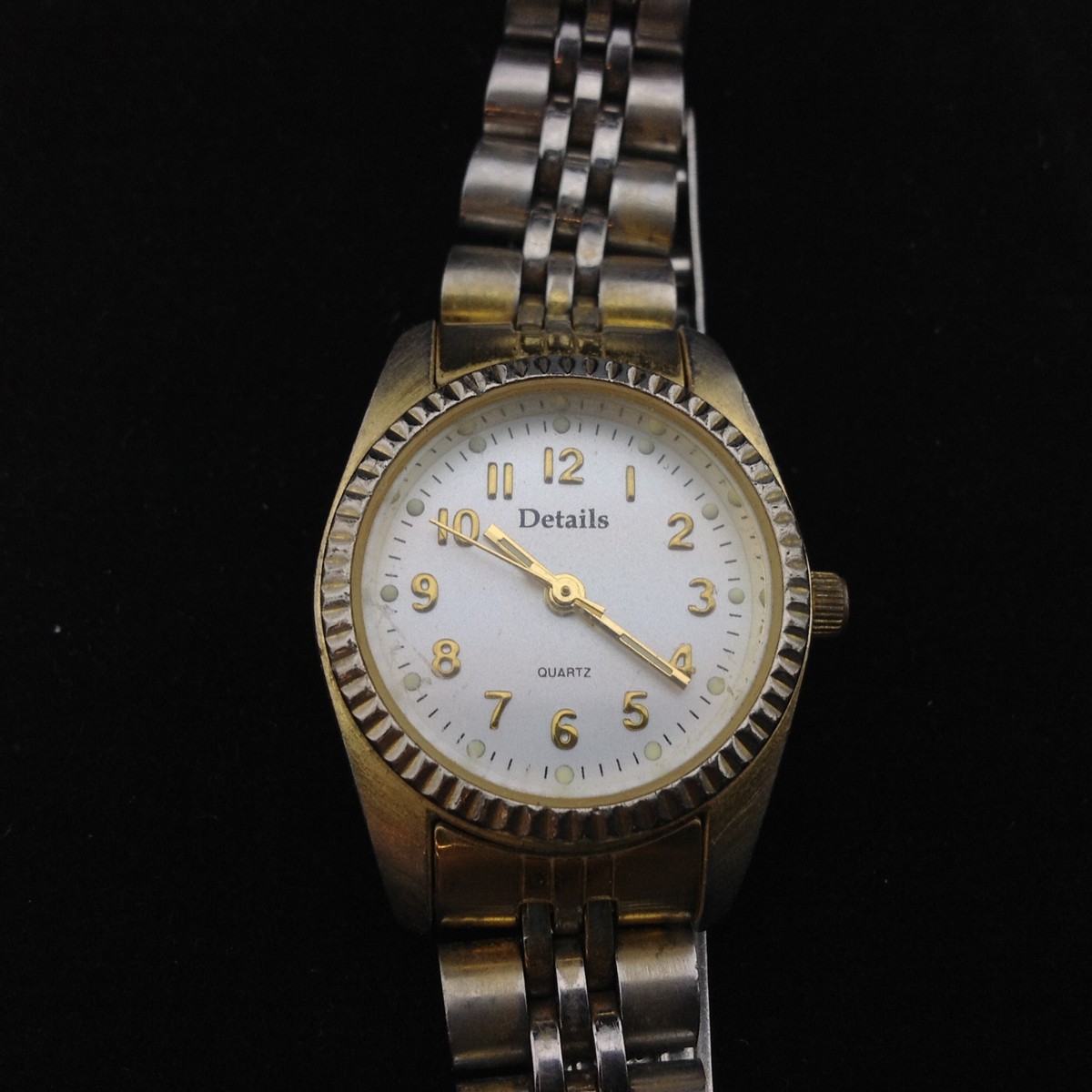 Details Round Silver Face Gold and Silver Tone Clasp Band 2  display picture 2