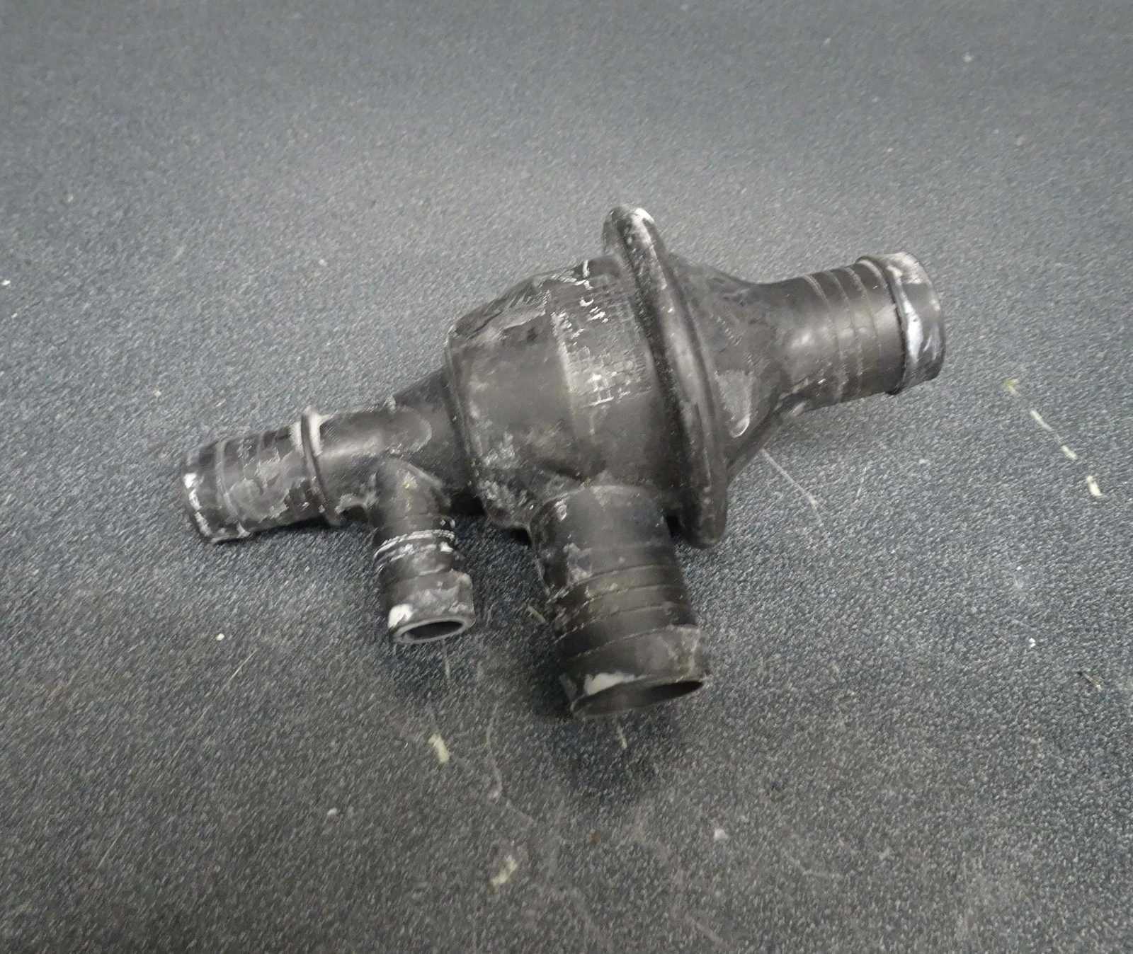 Ski-Doo OEM Thermostat Housing 509000499 GSX GTX MXZ Renegade Skandic Summit