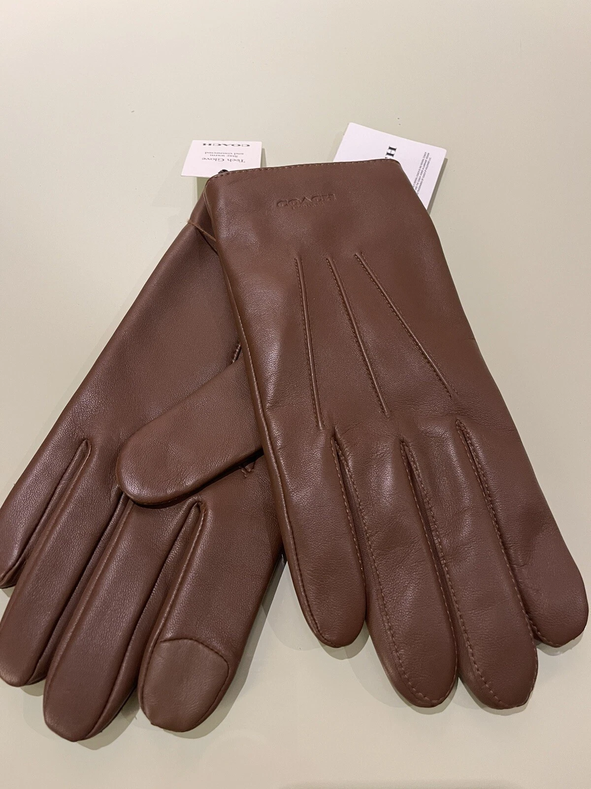 NWT $130 Men’s COACH 54182 Dark Saddle Brown Leather Basic TECH GLOVES MED Lined