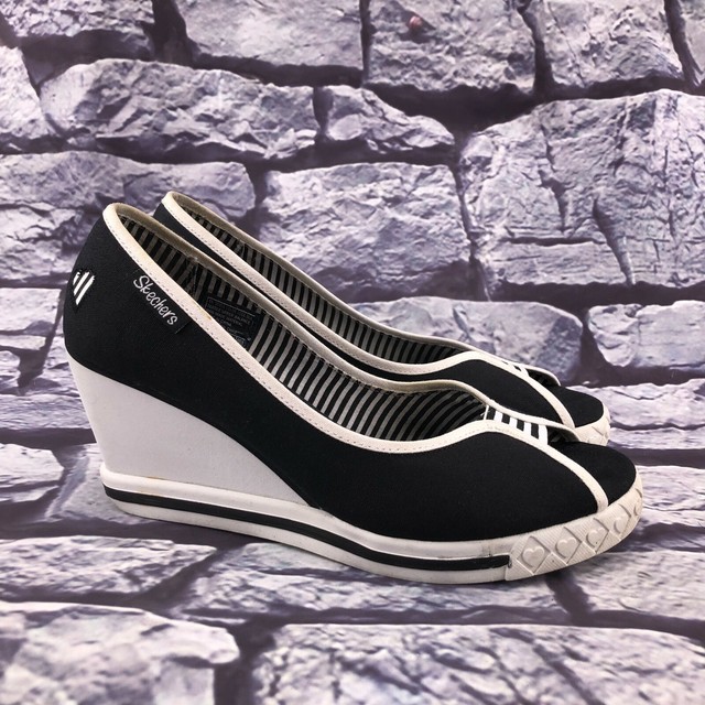 skechers wedge pump