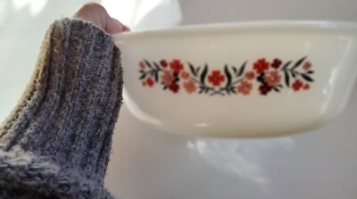 Vintage Fire King Primrose 1.5 Quart BACKWARD STAMP Casserole Dish 