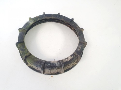 Fuel pump locking ring