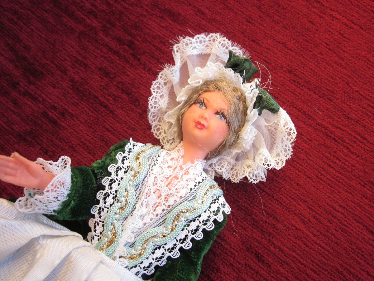 Poupée Celluloïd MARYANA Tchécoslovaquie - Costume Cousu Main - H 31 Cm
