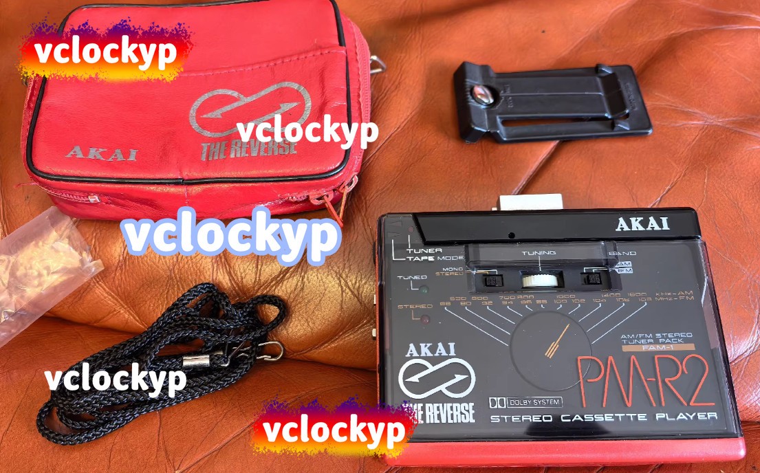 1pcs AKAI PM-R2 Tape Walkman