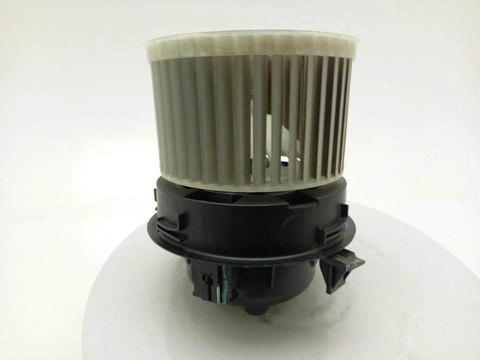 Ventilador de motor ventilador calefactor aire acondicionado peugeot 2008 2019-2024 Foto 3 de 4