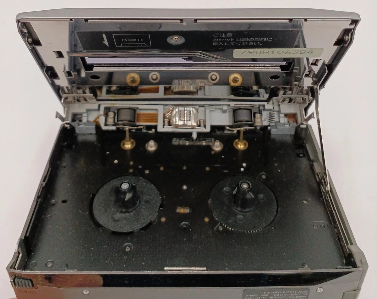 AIWA HS-PX30 Cassette Recorder Portable Walkman Junk Unit Only | eBay