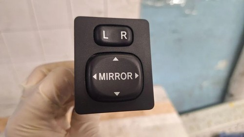 TOYOTA YARIS P1 Spiegeleinstellschalter 769746 183574 1.40 Petrol 2008 33980083