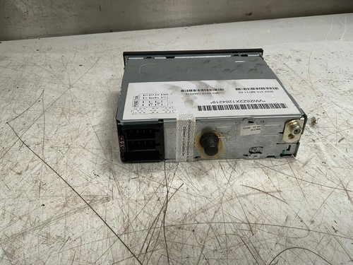 Radio VW Golf IV 1J (TYP 1J05/01-06/06 Limousine, Variant,2001-2006)(652) OEM 1J