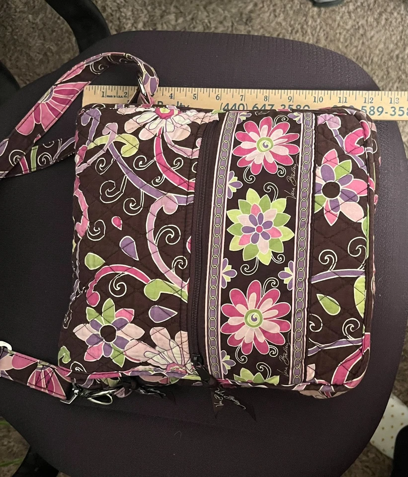 Vera Bradley Bandolera Bolso Mensajero Púrpura Punzón Monedero Hipster 12 X 13 Retirado Foto 4 de 4
