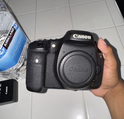 [Exc+3/42035shots]Canon EOS 7D 18MP Digital SLR Camera Body From JAPAN #b2684