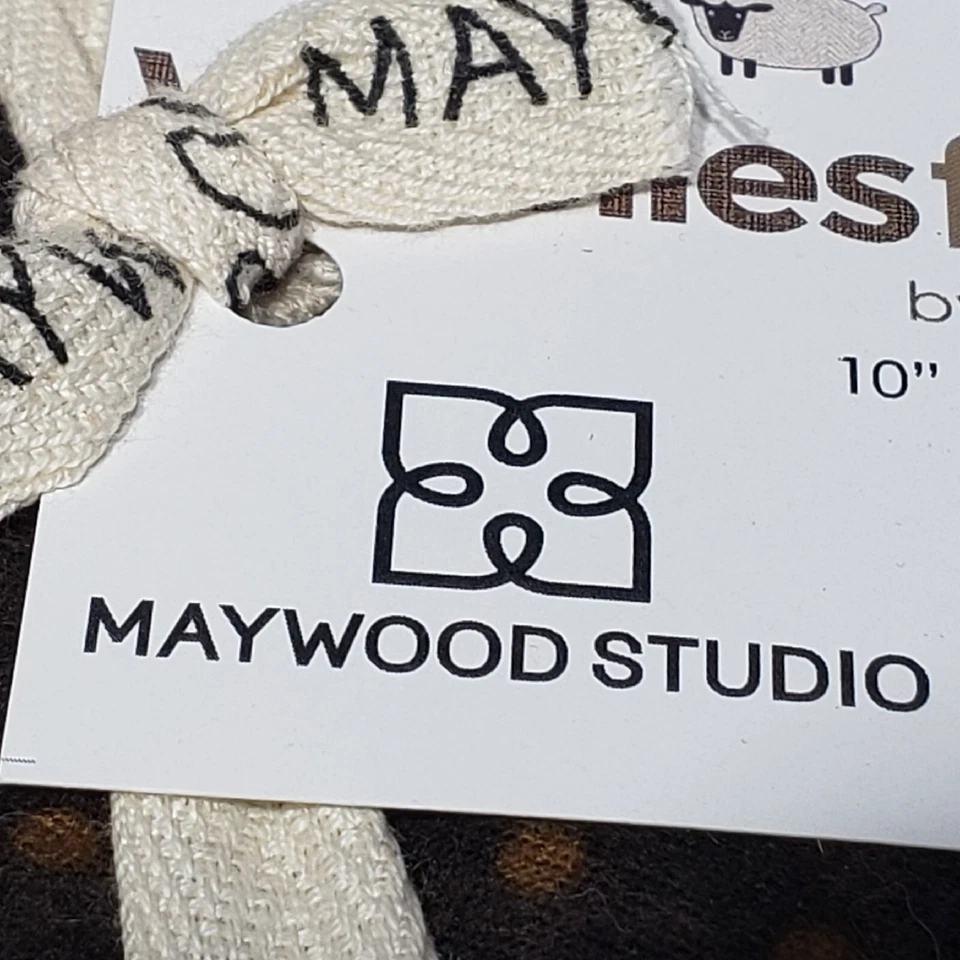 Maywood Studios Woolies Flannel Neutrals 42 10" Squares Bonnie Sullivan Discont - Image 3 of 4