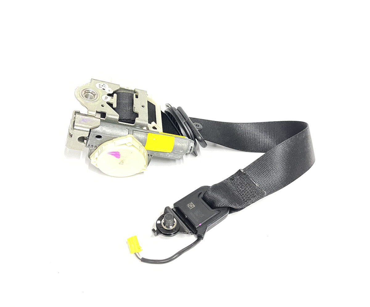 W204 Mercedes 2011 C300 Seat Belt Front Right OEM 2048600286 eBay