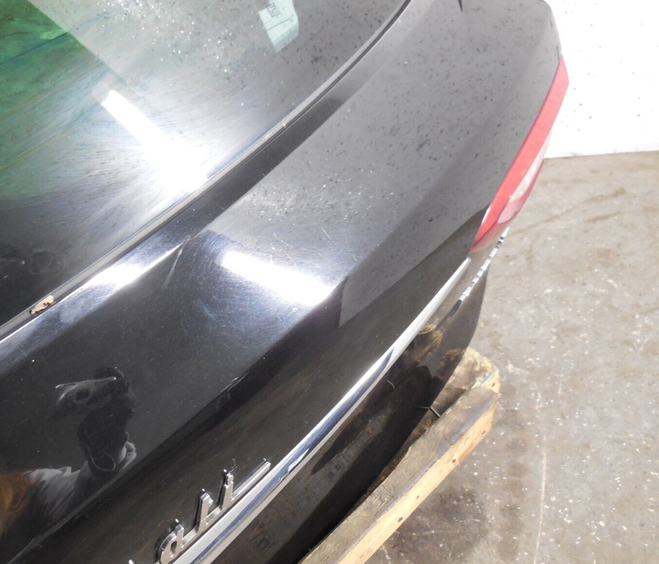 2017 2018 2019 2020 Maserati Levante Rear Hatch Lid Liftgate OEM 820