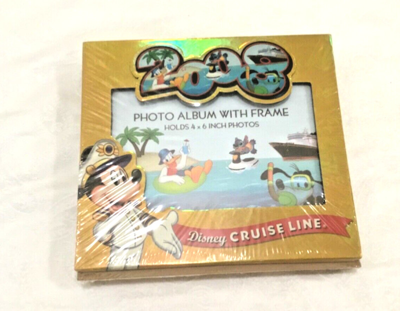 DCL  2008 Disney Cruise Line Mickey photo album & frame-holds 100 4x6 photos New