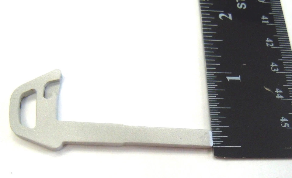 1 Novo Valet Chaveiro em Branco Lâmina de Inserção Remota Para Volvo V50 2005-2011 LTQV0315TX - Imagem 4 de 4