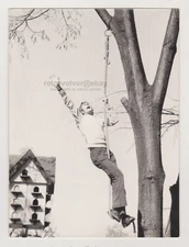 Affectionate Handsome Young Man Young Man Dangling Grasping the Rope Gay Int