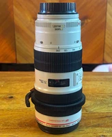 Canon EF 70-200mm f/2.8L IS II USM Zoom Lens 77mm AF/MF w/ Case