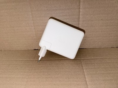 Original Apple 140W USB-C Power Adapter Ladegerät, Neu