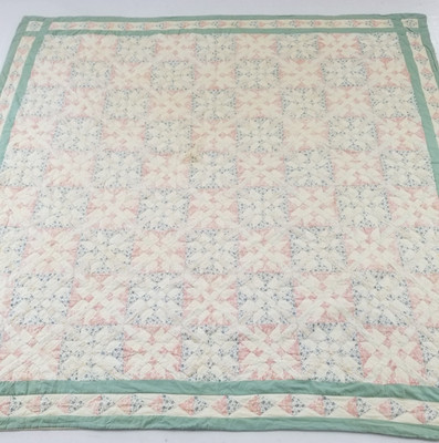 Vintage Handarbeit schöner ''Broken Star'' Patchwork mehrfarbig Quilt 82x79 Zoll