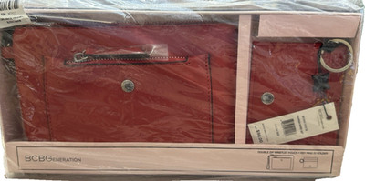 BCBGeneration Hannah boxed set RED Wristlet set-WALLET-Christmas