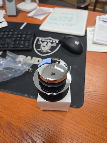 Jones Stephens P35063 1 3/8" TOE Tap Tub Drain - Chrome - Picture 2 of 3