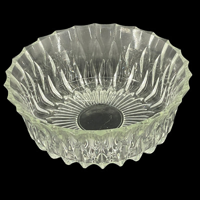 Val Saint Lambert ''Nicole'' Belgium Cut Crystal Round 8'' Serving Bowl Giftware