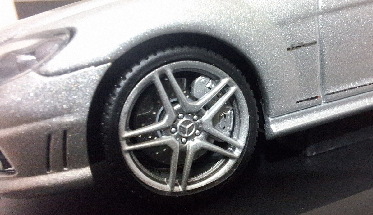Mercedes-Benz CL63 AMG (C216) Silver 2011 1:43 Autoart B66962383