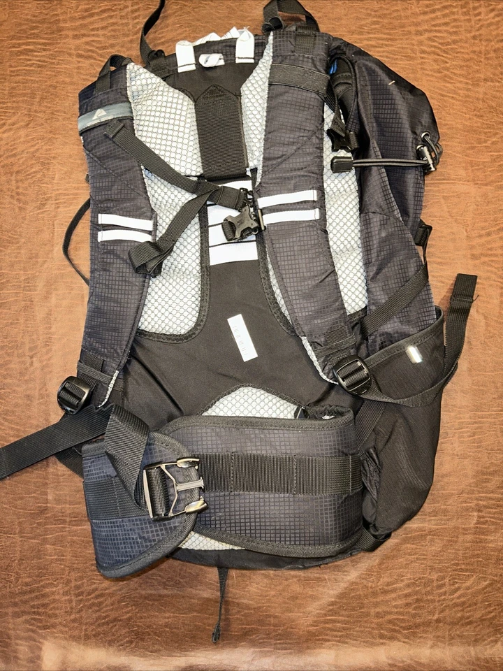 Nice Ozark Trail Gray Black Hiking 45L Camping Backpack - Image 4 of 4