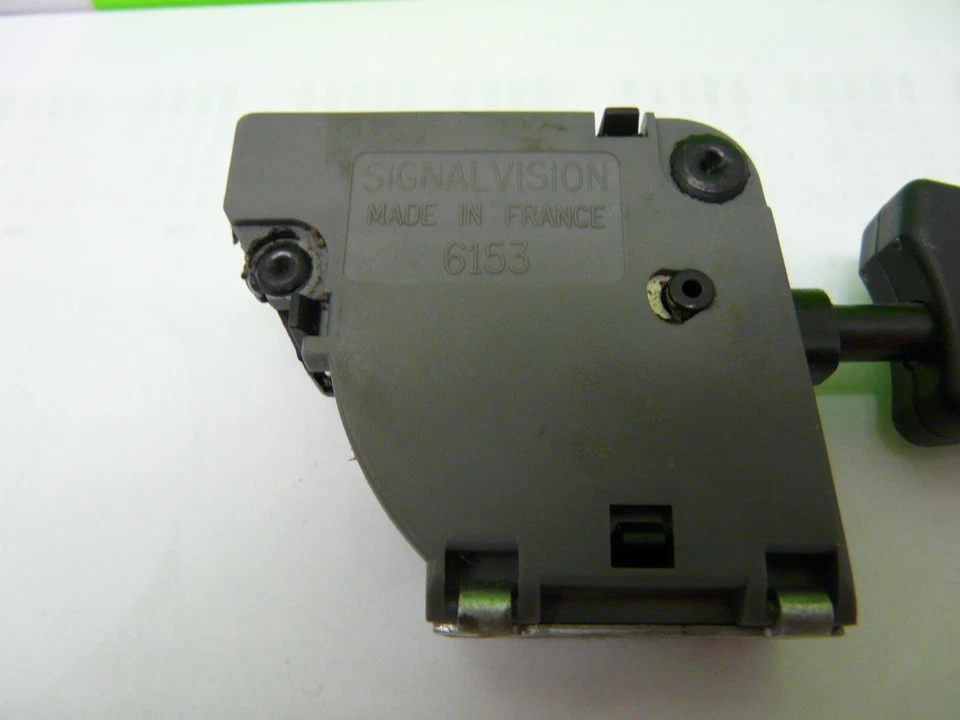 Interruptor Del Limpiaparabrisas Visión de la Señal 7700765710 Renault 21 Sedán Foto 2 de 4