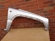 JEEP CHEROKEE MK3 KJ FRONT WING FENDER O/S DRIVERS RIGHT SIDE SILVER 2002-2004