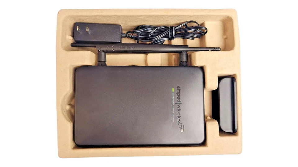 Amped Wireless SR10000 600mw High Power Wireless-N Range extender Repeater-NIB - Image 3 of 4
