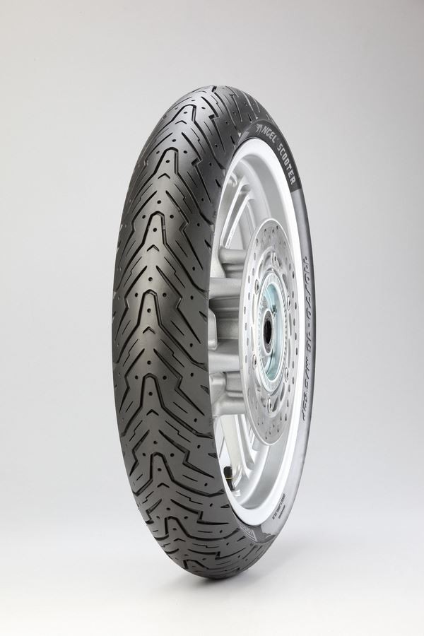 Funky Moped Tyre PIRELLI Angel Scooter 110/70 -14 56S TL Rear KTM - Image 16