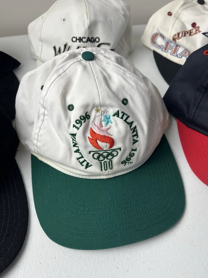 Lote De 6 Sombreros SnapBack De Colección Años 90 con Defectos Spurs Medias Blancas Especialidades Deportivas Foto 3 de 4