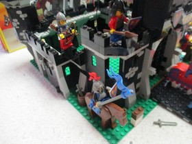 LEGO CASTLE BLACK MONARCH'S CASTLE 6085 VINTAGE 100% COMPLETE W/ MANUAL & BOX