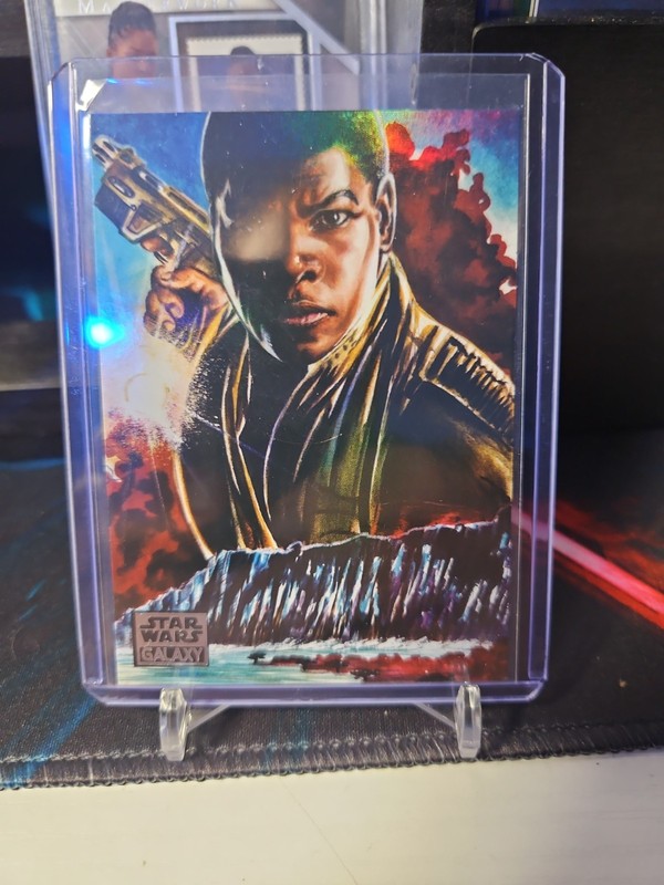 2018 Topps Star Wars Galaxy Legends Foil C-5 Finn