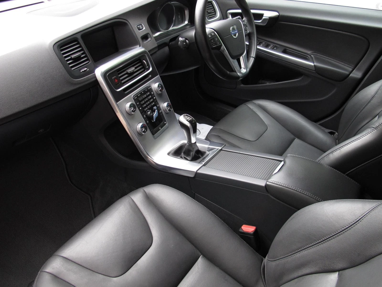 2016 Volvo V60