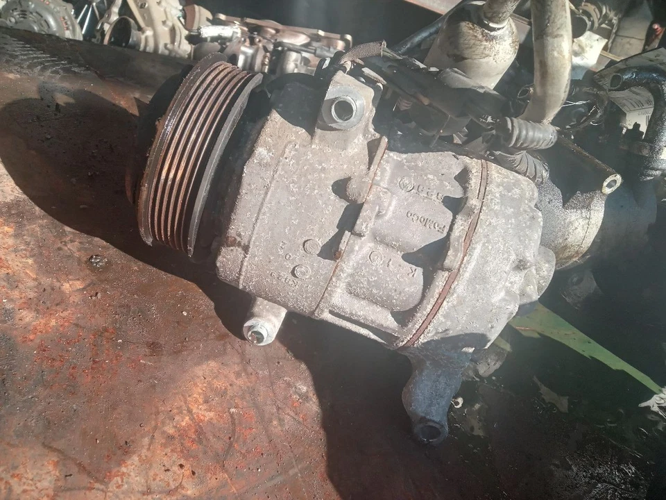 Used A/C Compressor fits: 2013 Ford Fusion 1.5L ID DG9H-19D629-BA thru BG Grade Foto 2 de 4