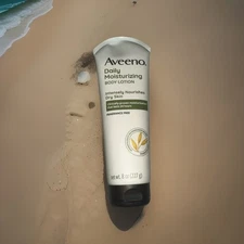 Aveeno Daily Moisturizing Body Lotion, Dry Skin 8 fl. oz. fragrance free