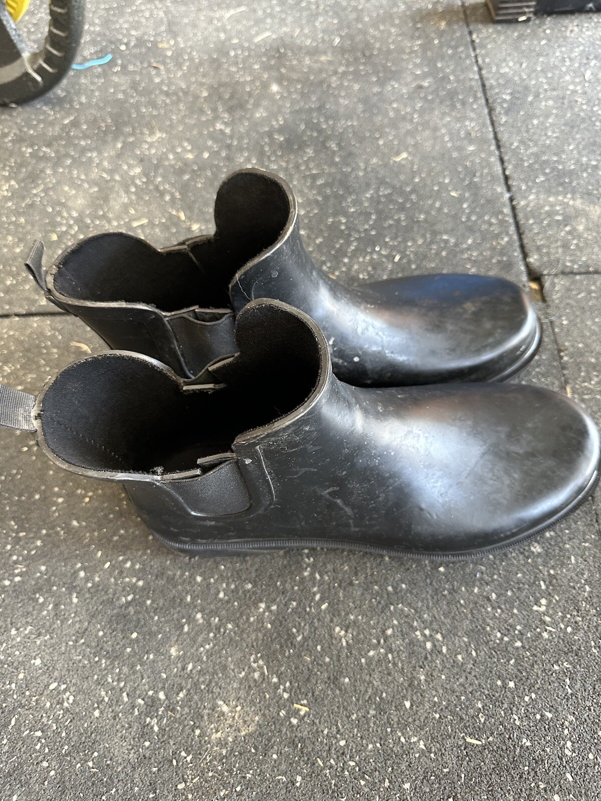 Ladies Size 10 Short Gumboots Rain Boots Black eBay