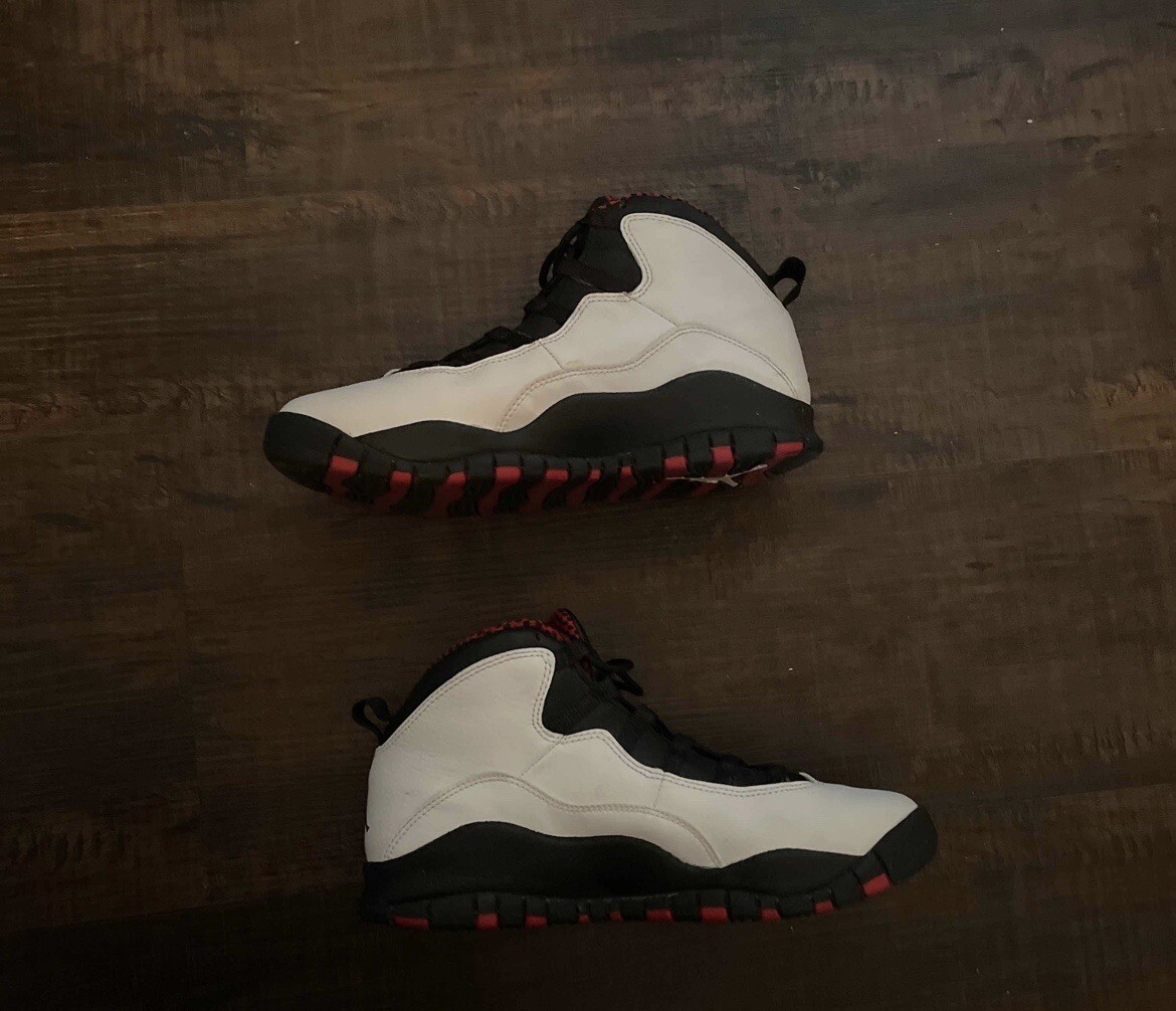 Size 7- Jordan 10 Retro Chicago 2012