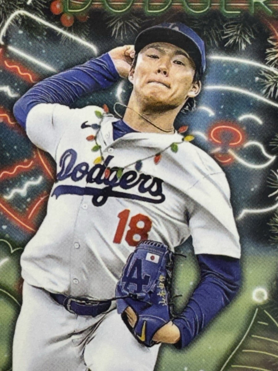 2024 Topps Holiday Image Variation Necklace Yoshinobu Yamamoto RC