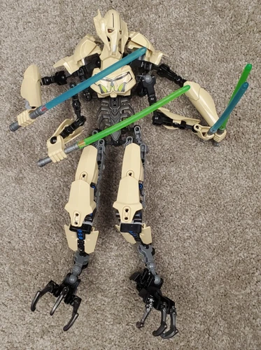 LEGO Star Wars: General Grievous (75112) Buildable Figure
