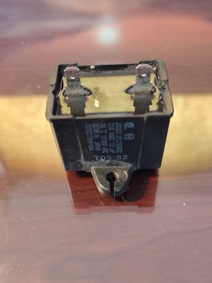 GE REFRIGERATOR CAPACITOR PART# 203C2799P004