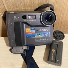 Sony Mavica MVC-FD73 Digital Camera 10x Optical Zoom With Battery- No Charger