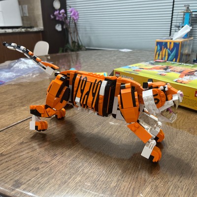 Lego 31129 LEGO CREATOR - Majestic Tiger - Koi Fish - Red Panda 3