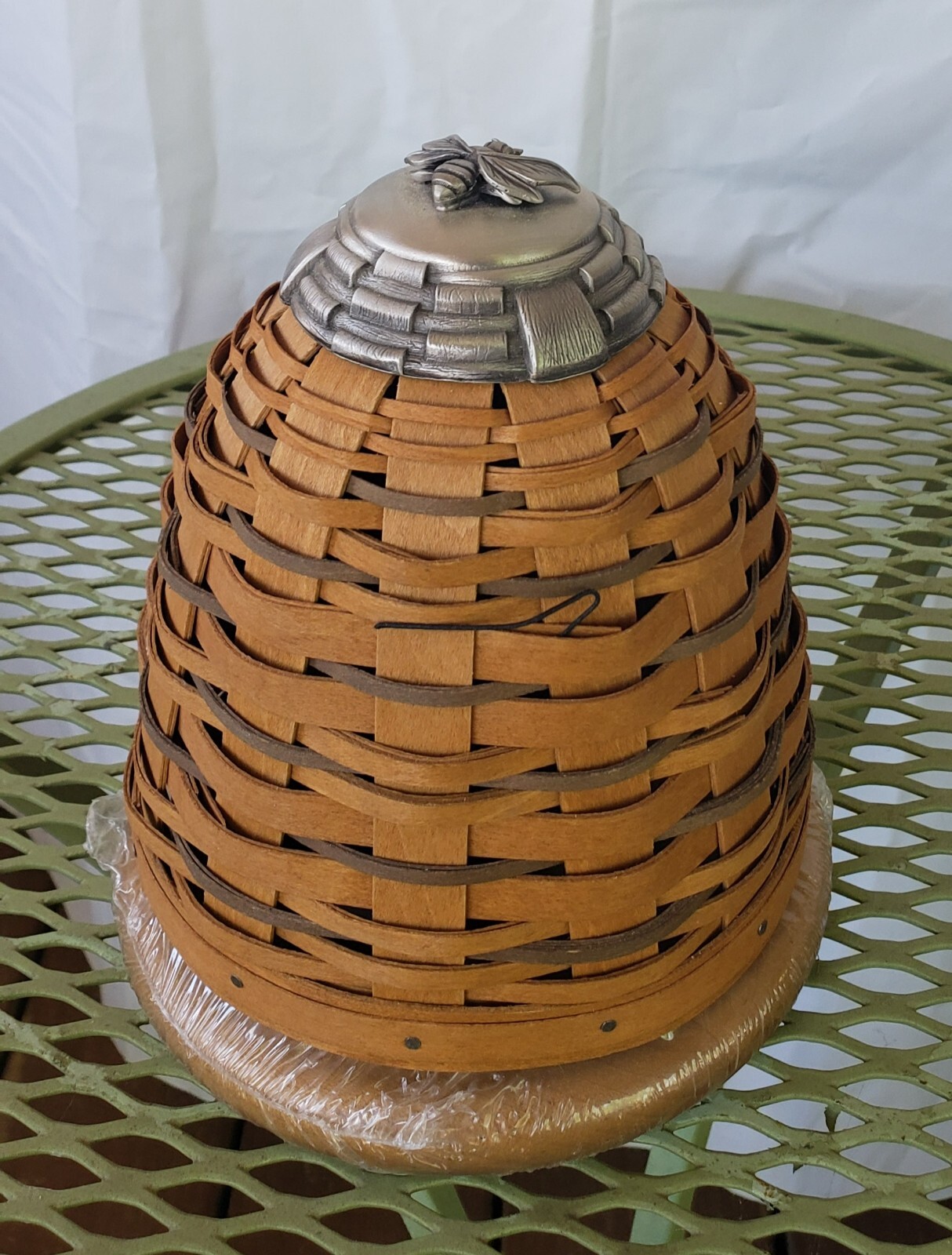 Longaberger Collectors Club Bee Hive Basket with base NEW eBay
