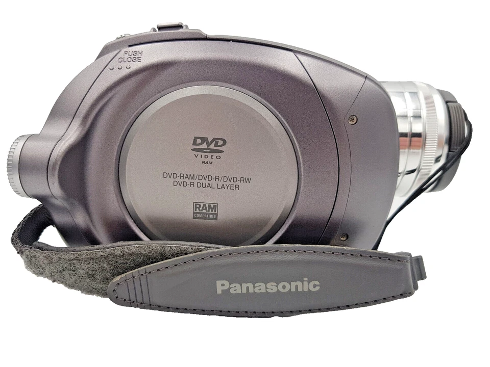 Panasonic VDR-D310 DVD Palmcorder Digital Video Camcorder Camera DVD-RW DVD-RAM - Image 2 of 4