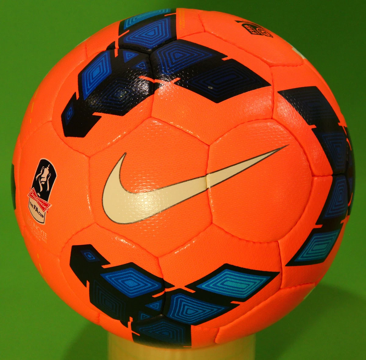 Nike incyte cheap soccer ball