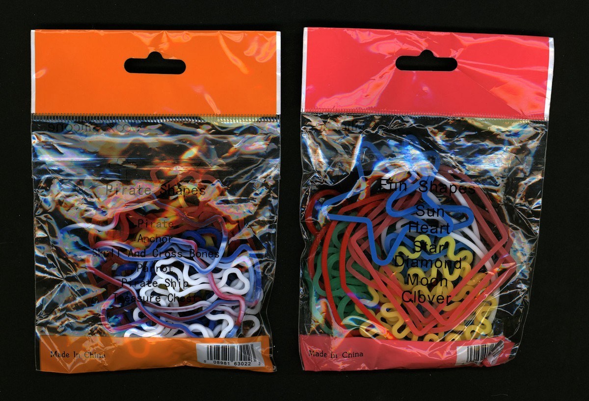 BANDZMANIA SILLY BANDZ FUN SHAPES 24 PACK + PIRATE SHAPES 24 PACK